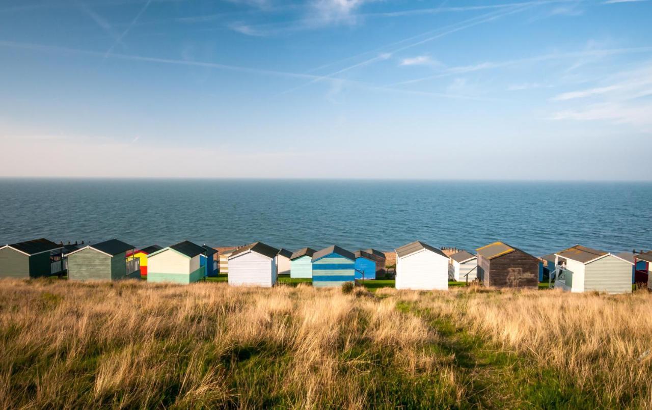 Campsite Beautiful Caravan At Seaview In Kent Ref 47028pb Whitstable